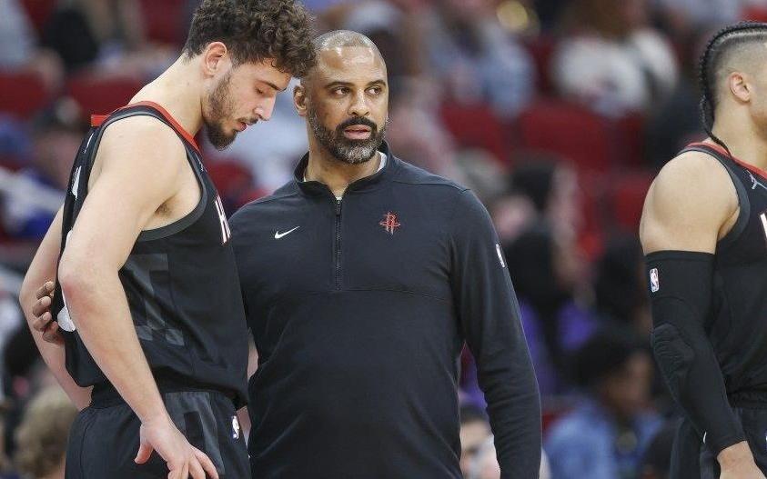 单场19+7+10！谢泼德首发仍不稳固乌度卡摊牌：要视2人状态决定