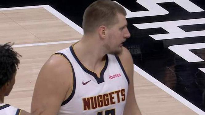 约基奇39分15板10助攻掘金加时胜火箭,火箭需要升级控卫