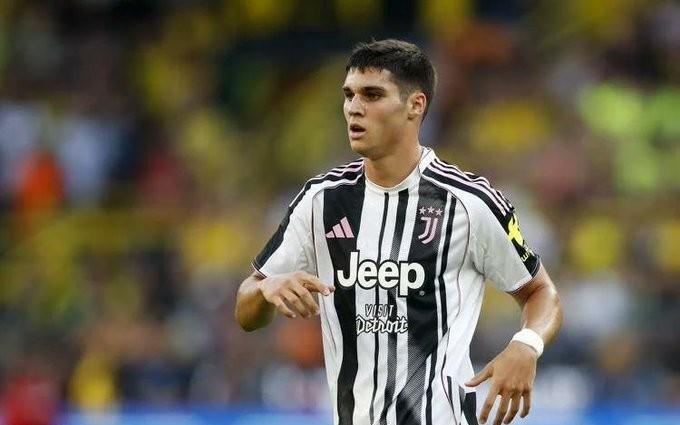 都体：至少5家意甲俱乐部有意引进尤