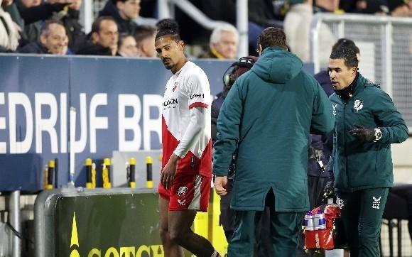 记者：阿莱受伤无缘非洲杯，上届决赛曾