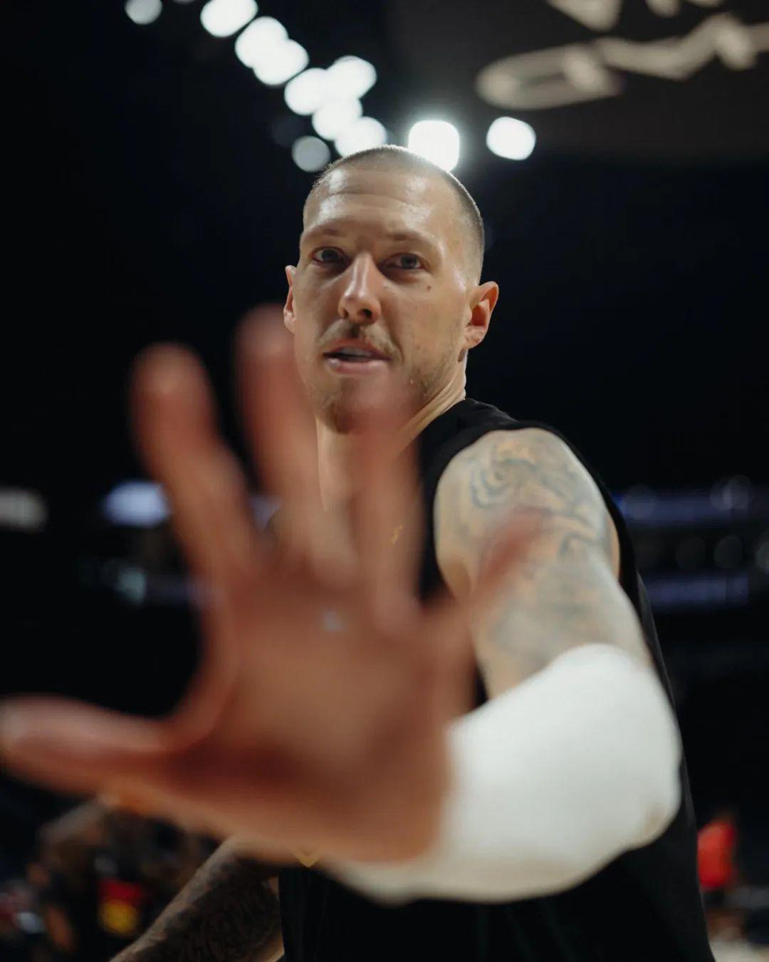 又一老将回欧洲！33岁的泰斯，还能回NBA吗