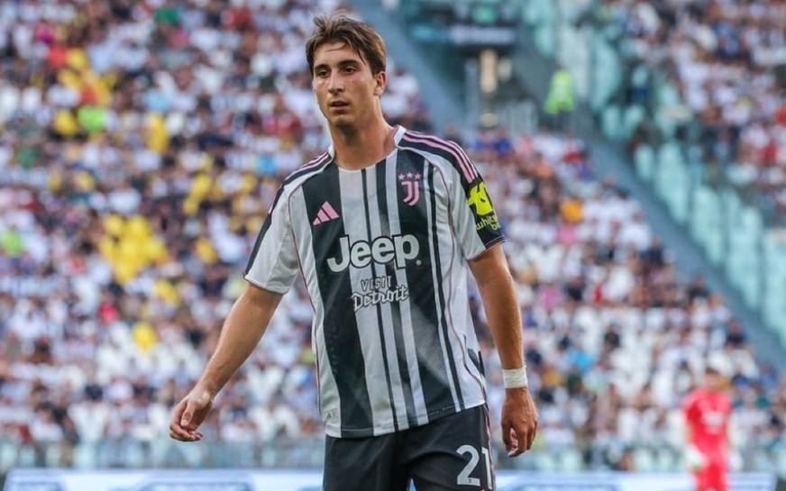 斯基拉：两家意甲俱乐部想租米雷蒂，但