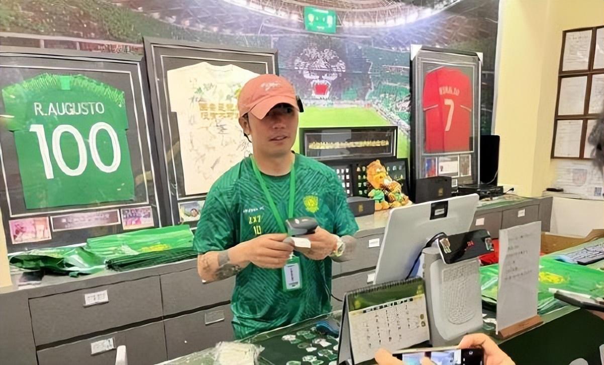 国安刚拿到足协杯冠军，侯森就发声做