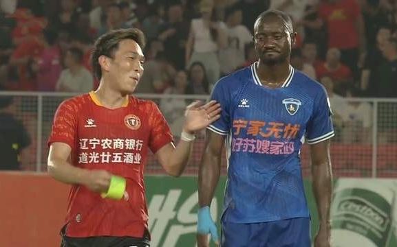 邦本给球队施压，高价没必要留辽宁铁人引援受阻李金羽发挥人脉