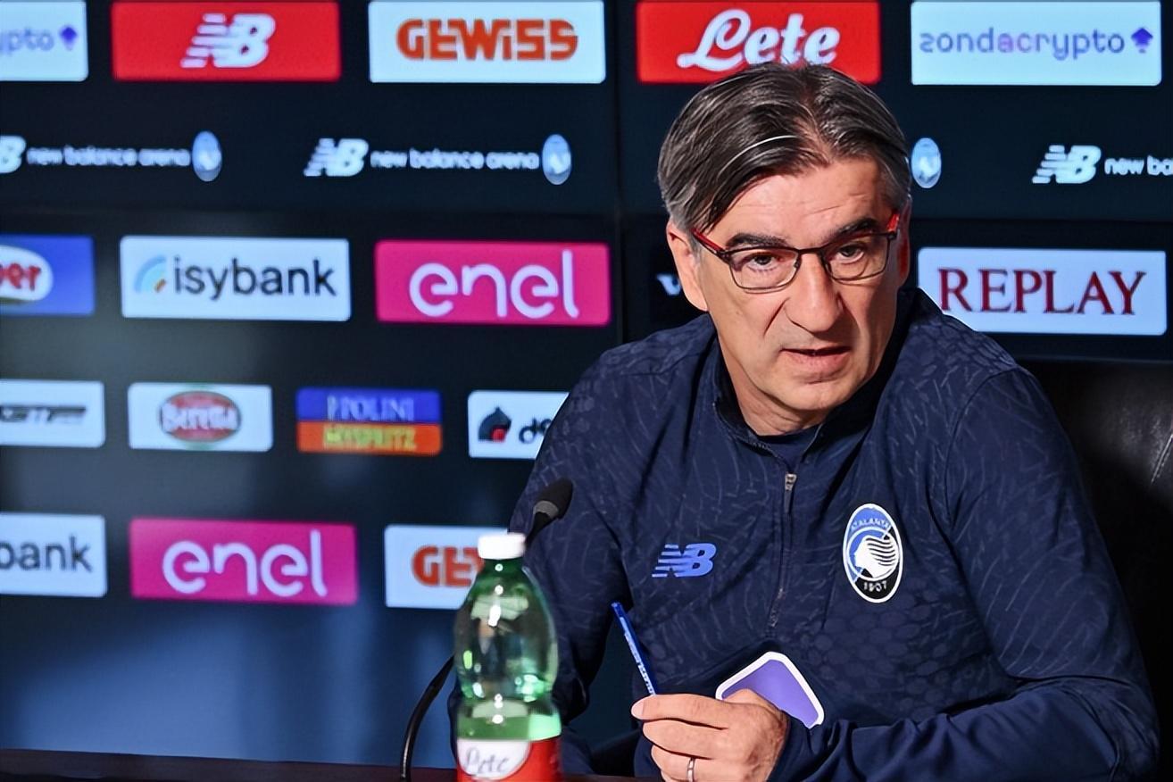 3球惨败+11轮2胜！50岁庸帅下课，糟蹋