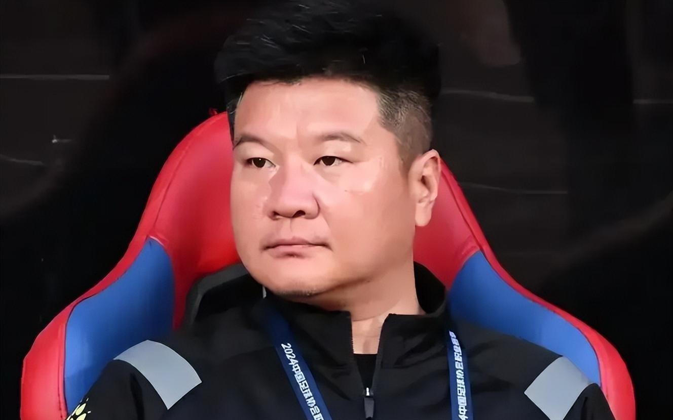 祝贺中超升班马：27场28球神锋宣布留