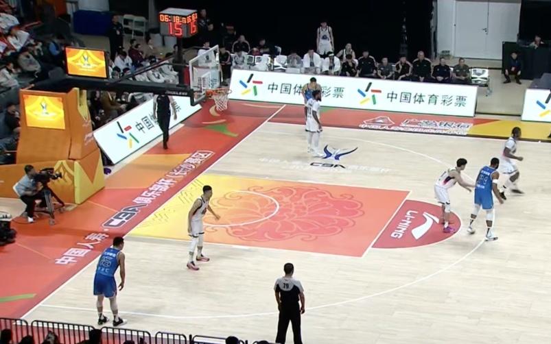 CBA俱乐部杯高诗岩回归，山东男篮99：9