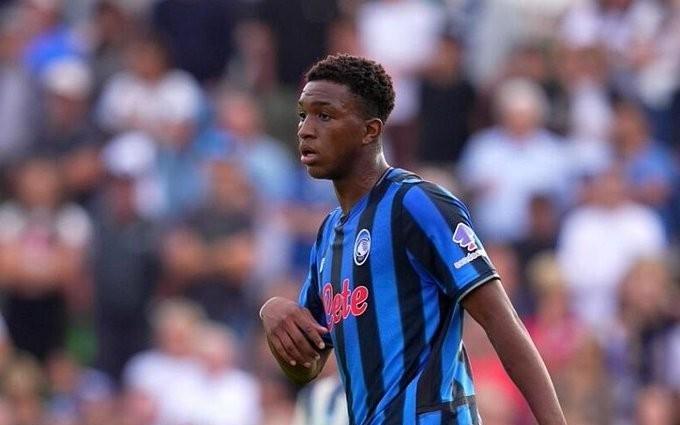 意媒：米兰、皇马、尤文、拜仁关注亚特兰大18岁中卫阿哈诺尔