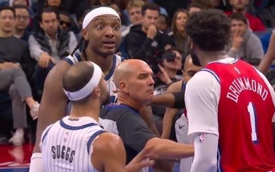 76人与魔术爆发大规模冲突，两细节显