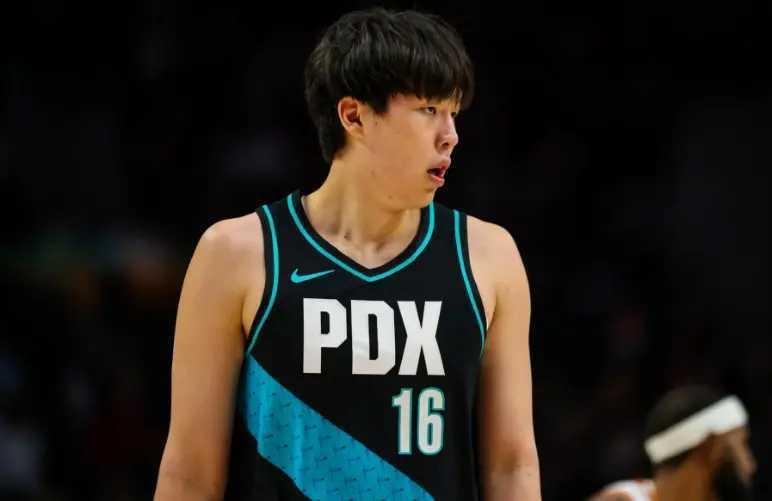 进攻全面爆发+助攻全队最高！开拓者