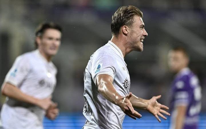 TA：那不勒斯满意霍伊伦的表现，他弥补