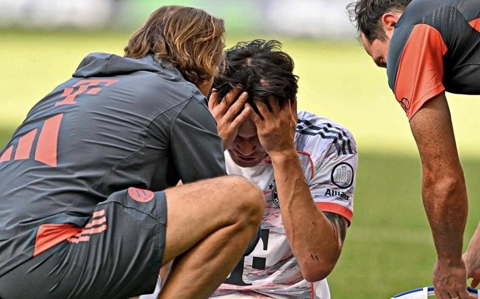 埃贝尔谈金玟哉伤情：目前还没有确诊结果，我们只能等待