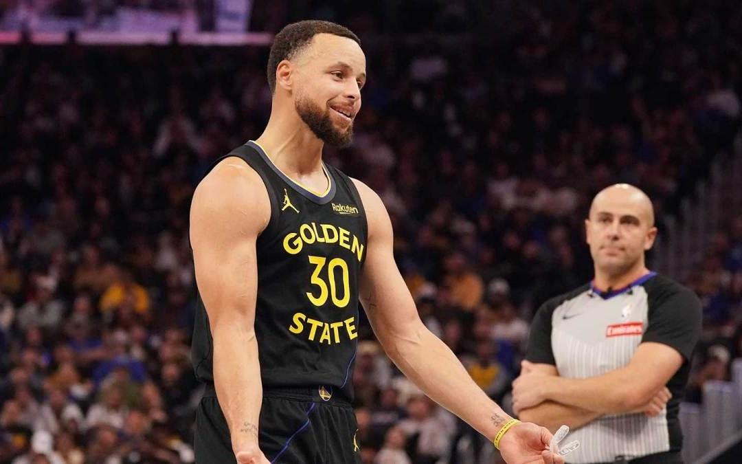 勇士队科尔谈库里领衔的进攻体系，以