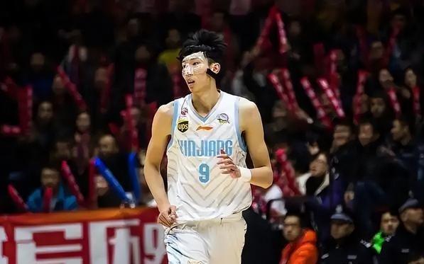 杨毅：周琦在NBA一年100多万，国内两千