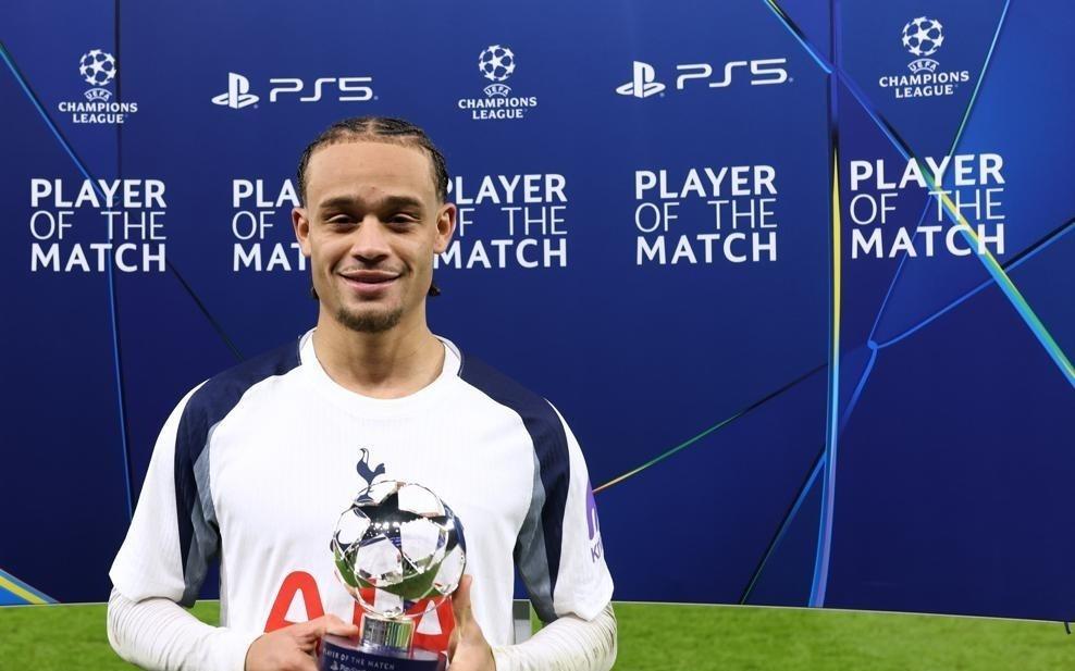 攻防均亮眼，哈维西蒙斯当选热刺vs布