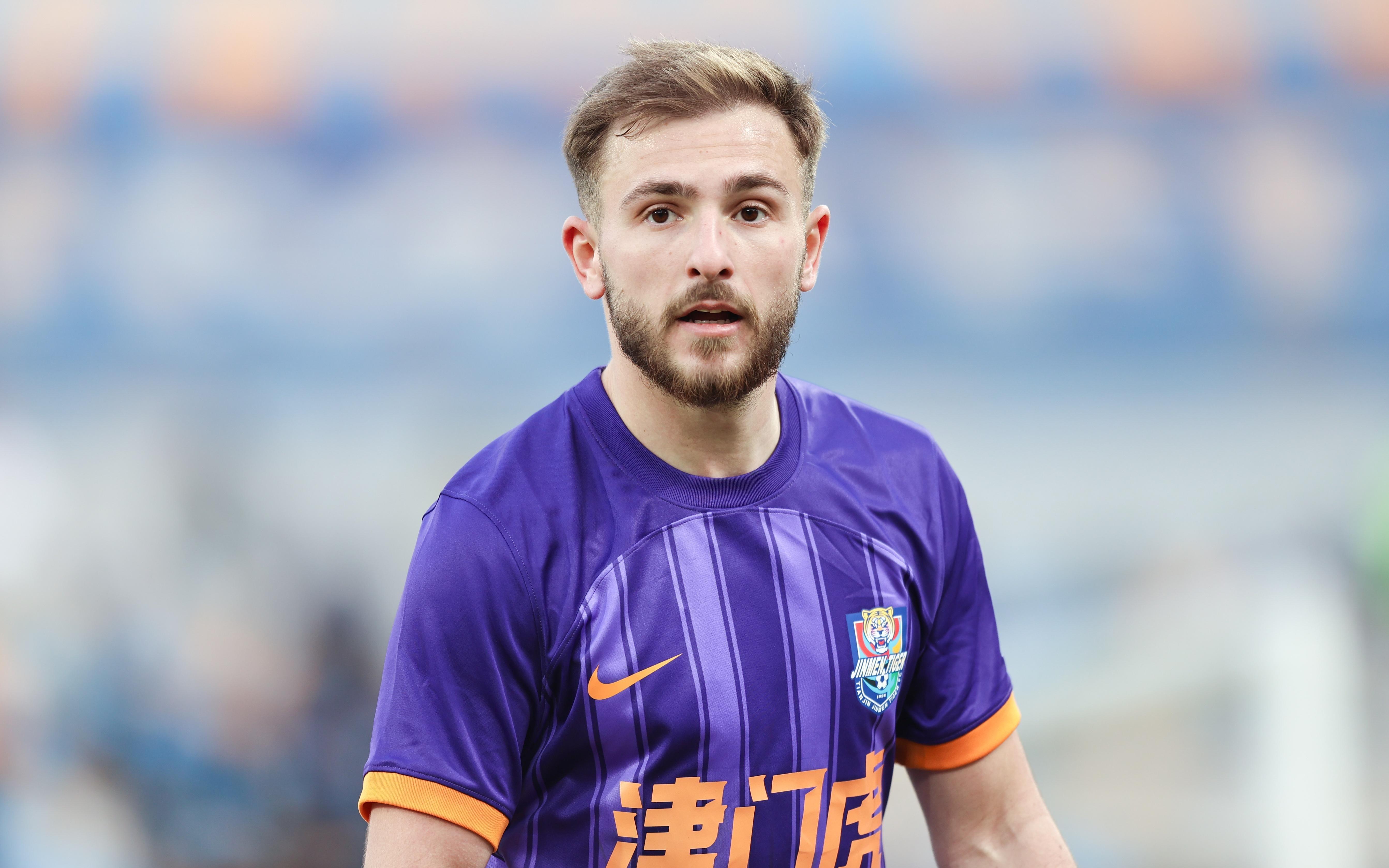 中超转会！天津外援加盟深圳，冠军中卫