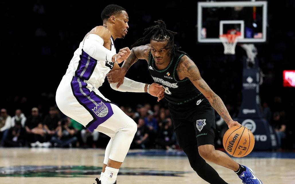 下半场7中0背锅威少8+10+7吞三连败美记:本有机会染指最佳PG