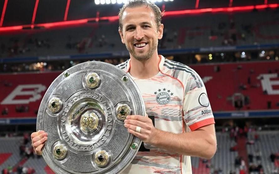 踢球者：凯恩当选踢球者年度人物，他已