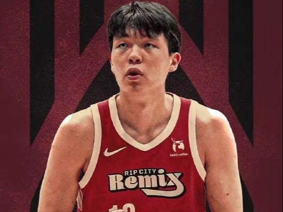 生涯之夜！杨瀚森狂砍31分8篮板，开拓者在培养他成为持球大核