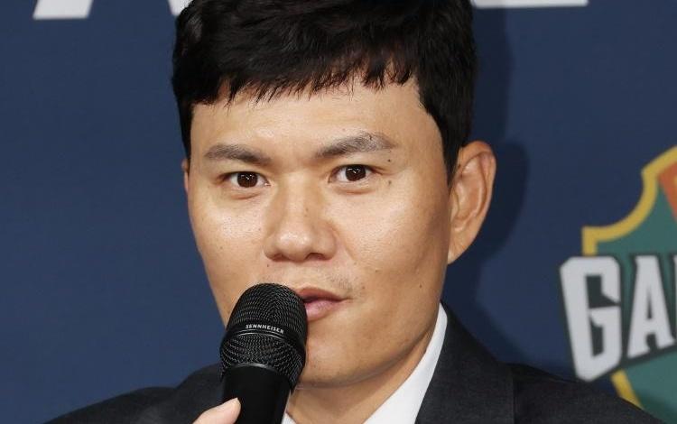 蓉城亚冠队史首胜，对手主帅大格局，赞