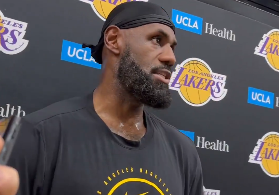 詹姆斯正式回归湖人：我的肺感觉像新生儿两年前也曾坐骨神经痛