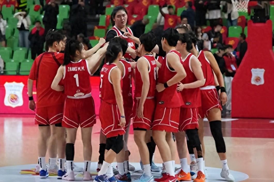 中国女篮2连胜！3人立下大功，宫鲁鸣战术奏效，李梦回归难了