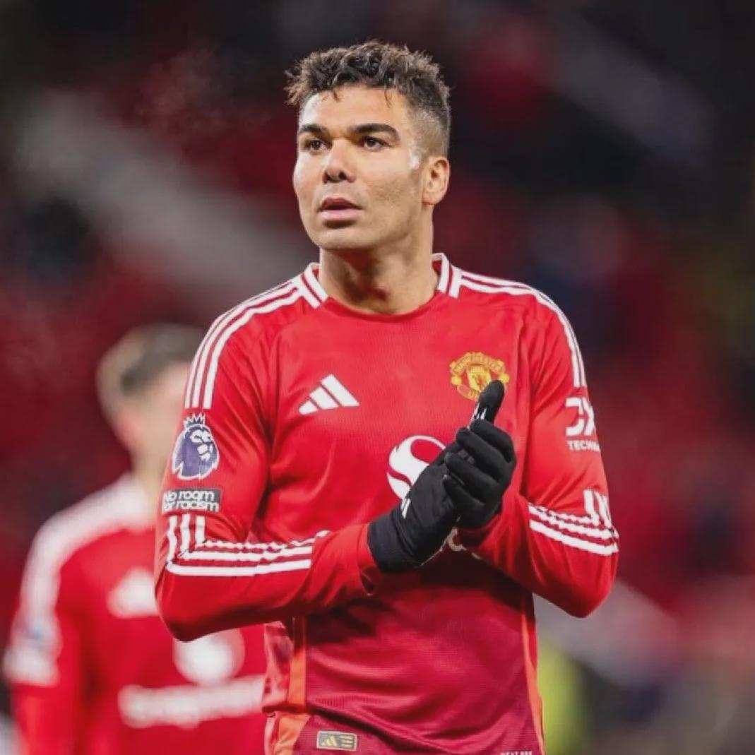 曼联某些球员好好学，卡塞米罗重回首