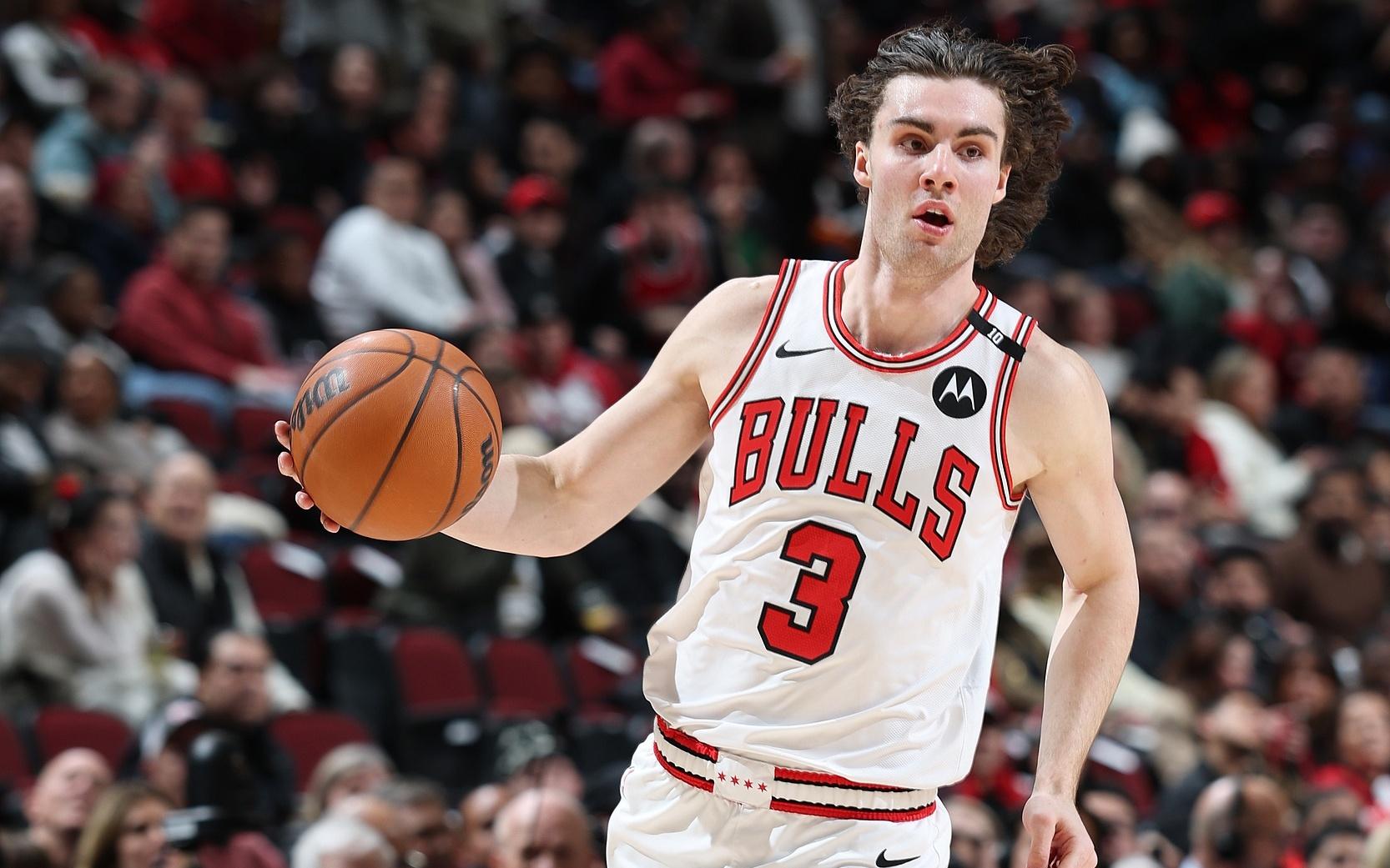 自199697赛季以来，公牛首次取得开赛五连胜