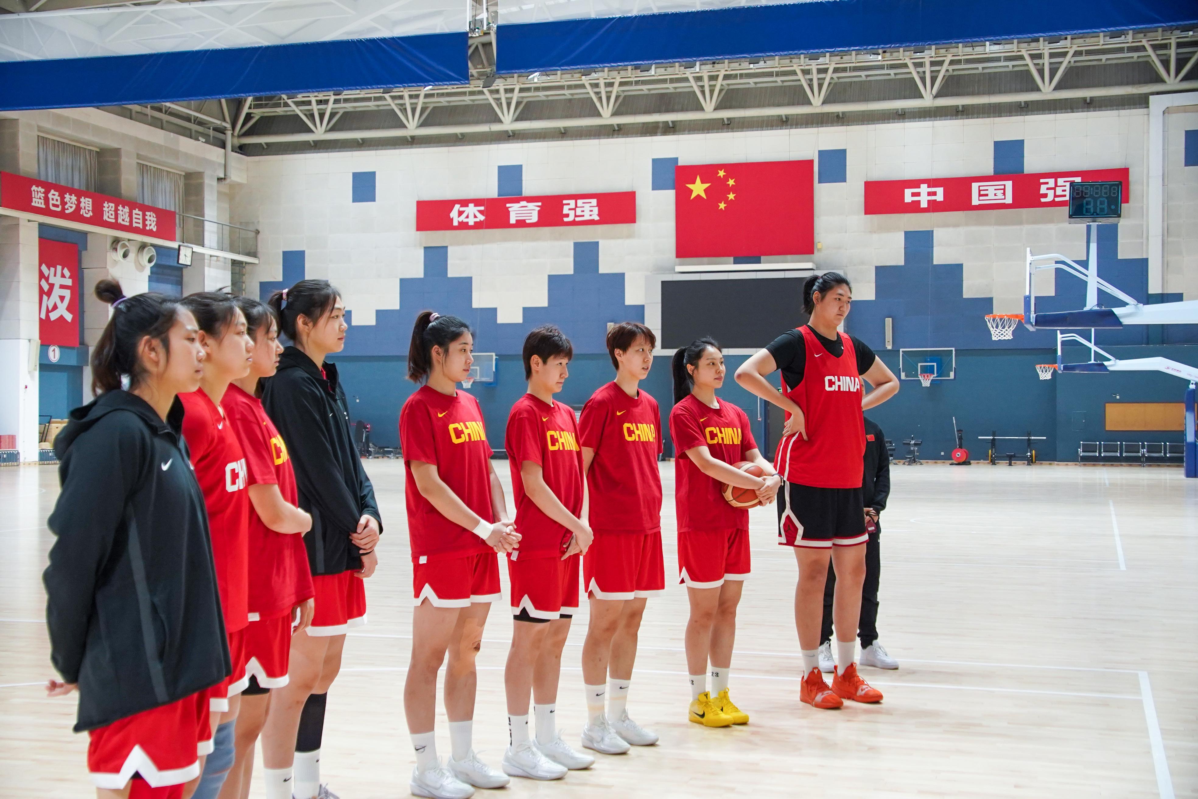 2米26女姚明WCBA首秀确定！宫鲁鸣特