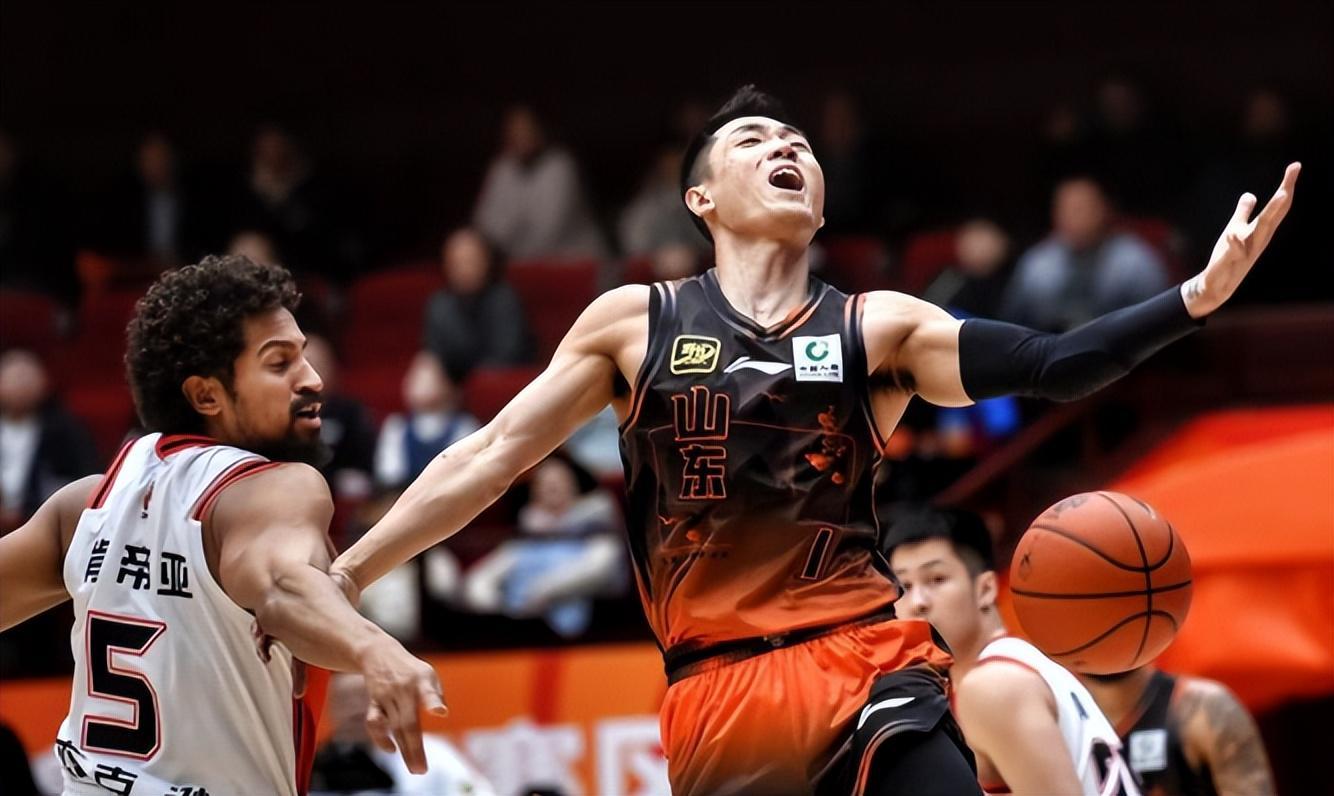 山东男篮前八个主场在临沂，亨特成为