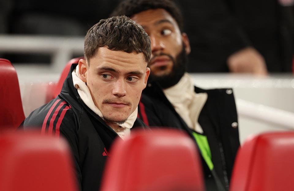 没他在利物浦20！1.36亿水货14场仍0