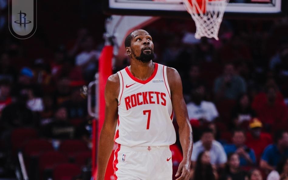 NBA季前赛：杜兰特首秀20分火箭轻取