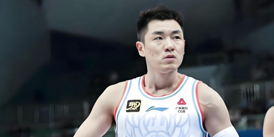 贾磊：高诗岩防守CBA第一，贴身紧逼，只