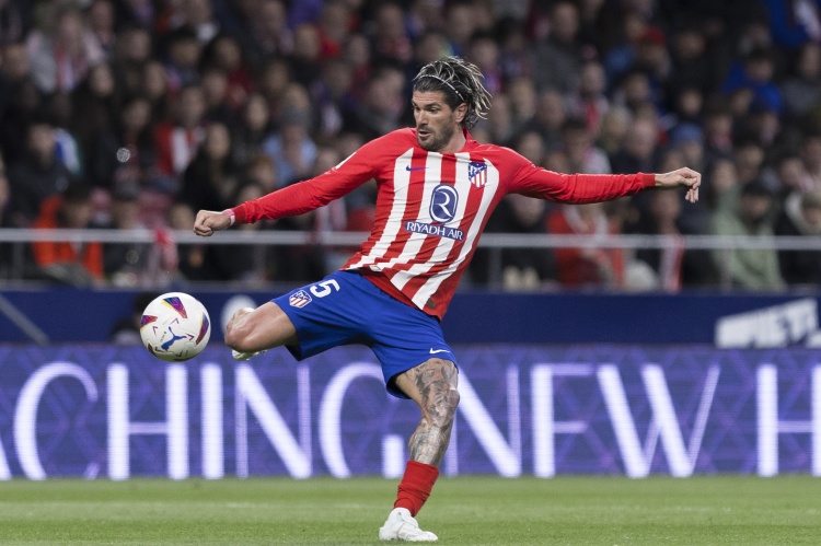 记者：德保罗转会国米消息不实，他不会在今夏离开马竞