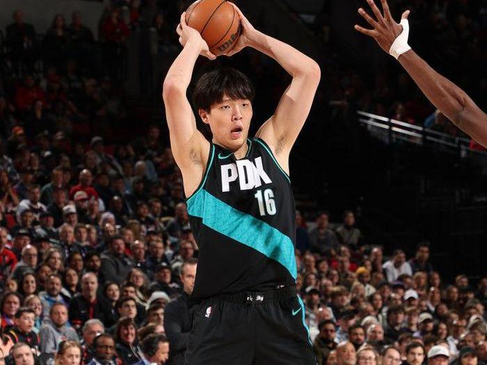 杨瀚森8+4+3创2纪录，开拓者完败雷霆！亚历山大37+7创NBA第1神迹