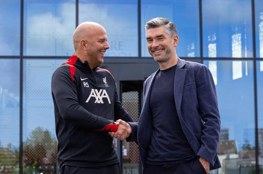 落选欧冠大名单！萨拉赫被雪藏幕后：球队高层站位斯洛特