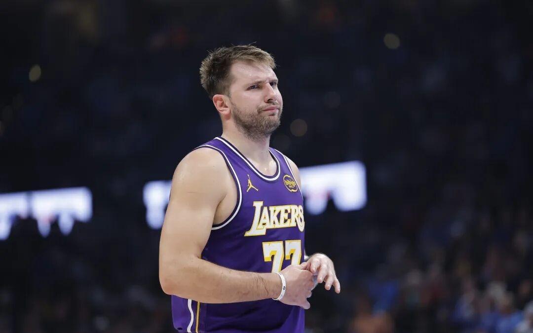 湖人有大麻烦了！至少10人被NBA调查！布朗尼首发救火！