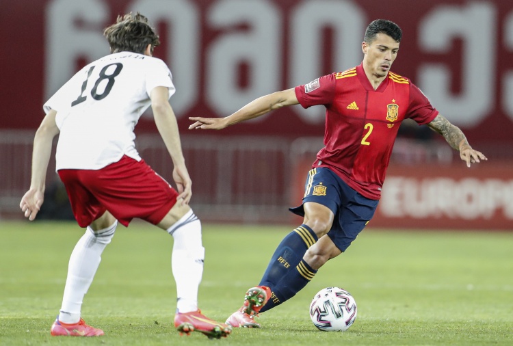 波罗：作为夺冠热门，我们确实会面临压力，但我们知道如何应对