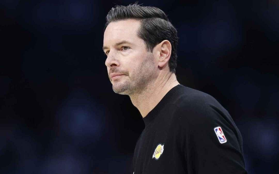 湖人队主教练雷迪克,向球迷更新奥斯汀里夫斯小腿拉伤情况