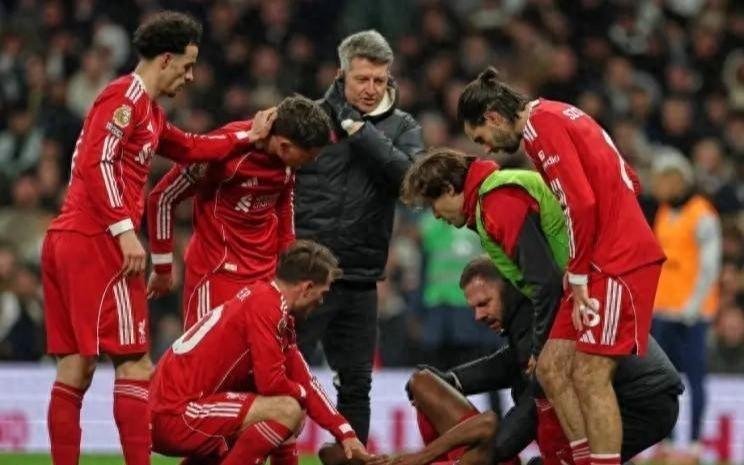 利物浦主帅斯洛特谈伊萨克伤情：“范