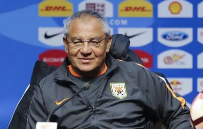 意外！韩鹏压根没正眼看过的鲁能王牌，如今却要被上港当成宝引进