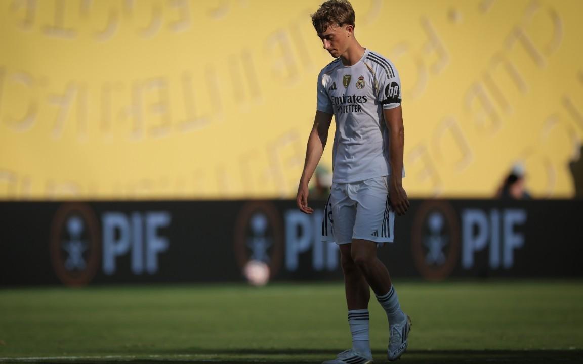 环球时报英文版：赫伊森仅微博道歉缺乏诚意，皇马不应双标