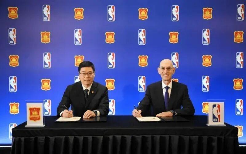 曾凡博篮网首秀10分钟！中国篮协官宣