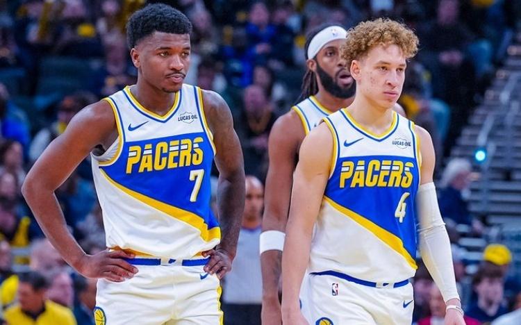 独行侠双杀步行者终结10连败西卡复出30+8米神25+7+7