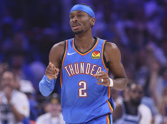 NBA今日里程碑！SGA追平大O，米球王超越老詹，东契奇队史第1