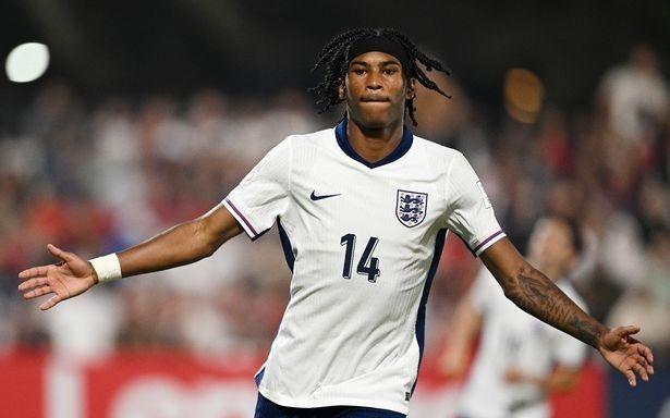 雷甘赫斯基：斯特林是我的榜样之一，福