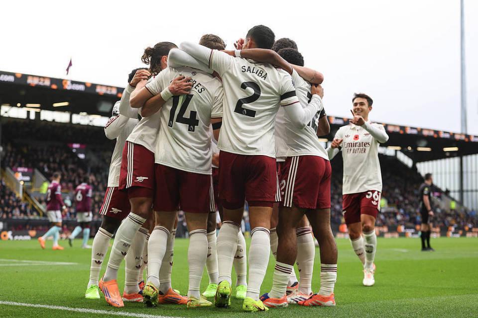 英超大乱战第2距第11仅差3分！阿森纳