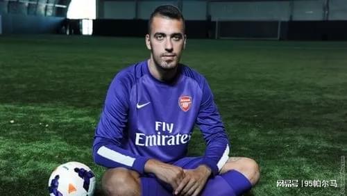 喜欢穿2号的门将，国米和阿森纳0出场，当不了布冯接班人怪伤病