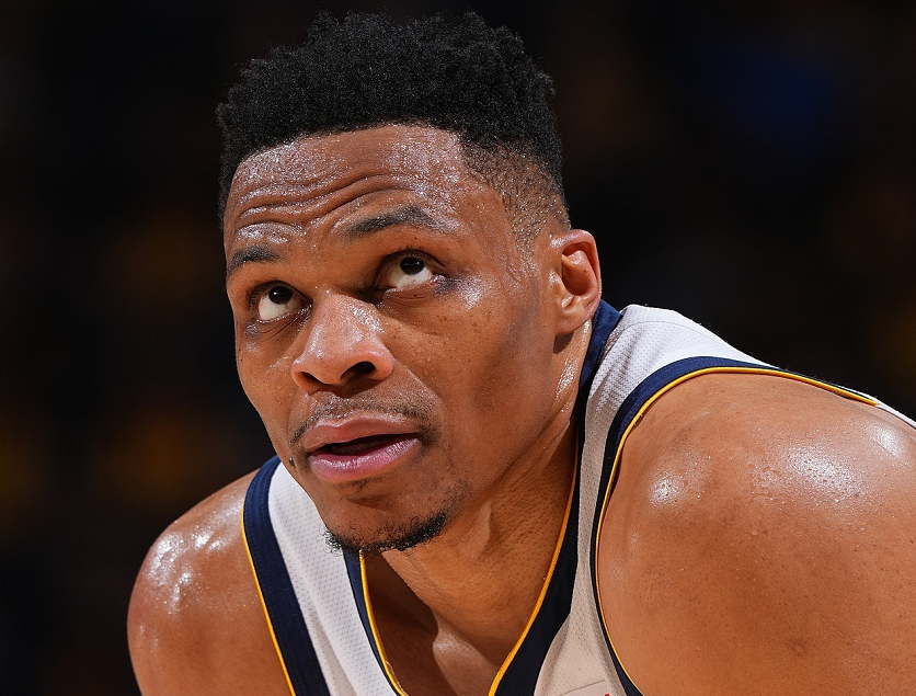 公牛官宣罗斯球衣退役，NBA新纪录诞