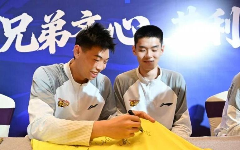 阳光逐梦，虎啸出征！广东男篮整装待发